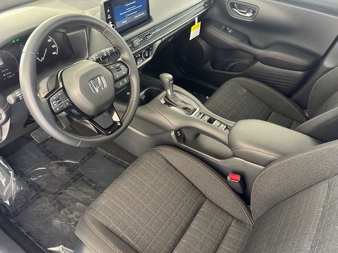 Certified 2026 Honda HR-V Sport image 4