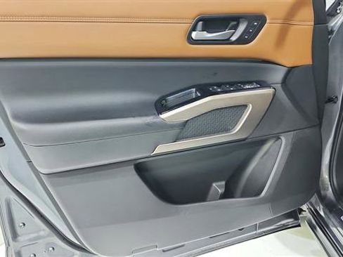 Certified 2024 Nissan Pathfinder Platinum w/ Cargo Package FWD image 22