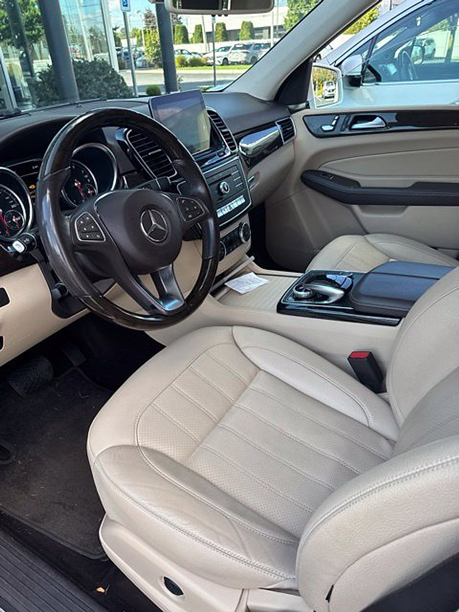 Used 2018 Mercedes-Benz GLE 350 4MATIC image 4
