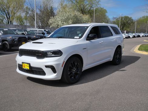 Used 2021 Dodge Durango R/T w/ Blacktop Package AWD/4WD image 3