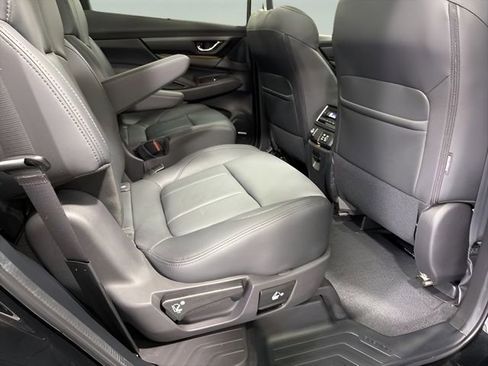 Certified 2025 Subaru Ascent Bronze Edition w/ Onyx Package image 35