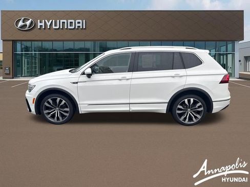 Used 2021 Volkswagen Tiguan SEL Premium R-Line w/ 3rd Row Seat Package AWD/4WD image 2