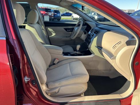 Used 2013 Nissan Altima 2.5 S image 24