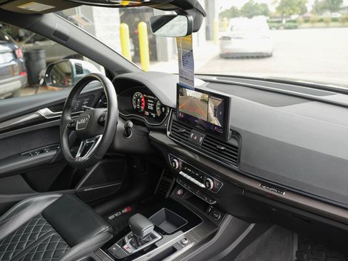 Used 2021 Audi SQ5 Premium Plus w/ Premium Plus Package image 14