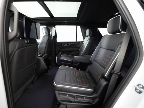 Used 2026 GMC Yukon AT4 Ultimate image 15