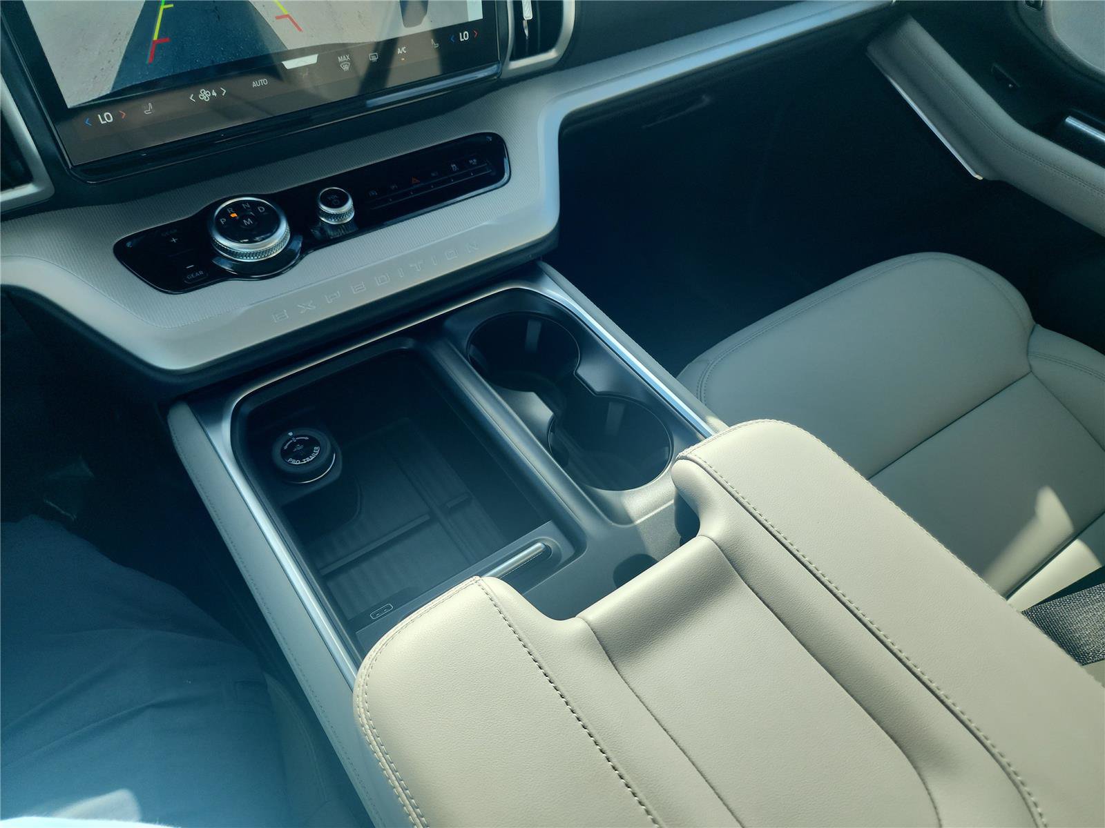 New 2027 Ford Expedition Max Active RWD image 34