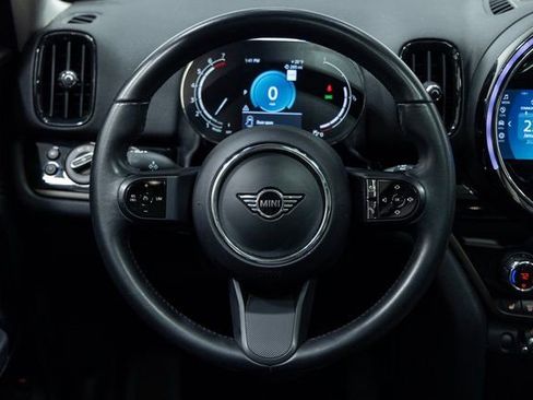 Certified 2023 MINI Cooper Countryman Signature image 14