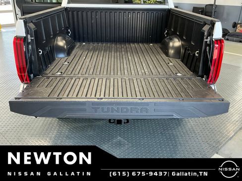 Used 2022 Toyota Tundra SR5 RWD image 8