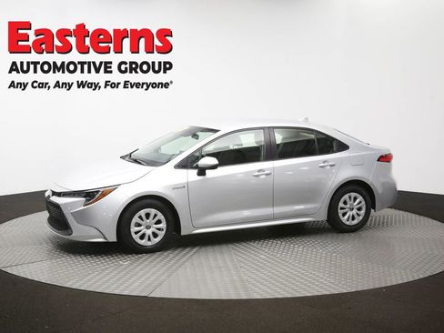 Used 2021 Toyota Corolla LE w/ Carpet Mat Package (TMS) image 56