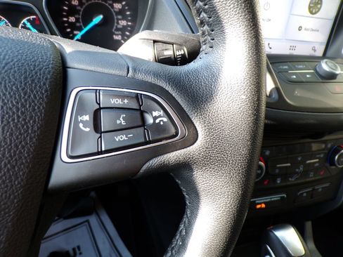 Used 2019 Ford Escape SEL AWD/4WD image 31