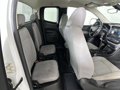 Used 2018 Chevrolet Colorado W/T w/ WT Convenience Package RWD image 28