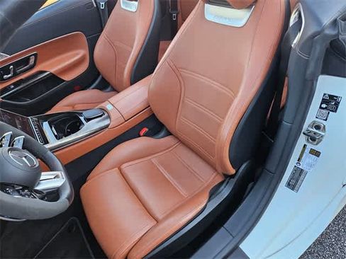 Used 2023 Mercedes-Benz SL 55 AMG 4MATIC image 4