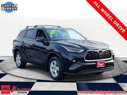 Used 2022 Toyota Highlander LE