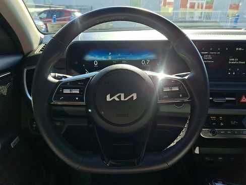 Used 2025 Kia Seltos SX w/ SX Sunroof Package AWD/4WD image 19