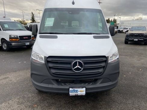 Used 2024 Mercedes-Benz Sprinter 2500 w/ Acoustic Package image 2