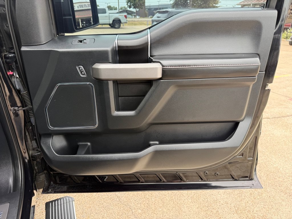 Used 2020 Ford F150 Platinum w/ Technology Package AWD/4WD image 29
