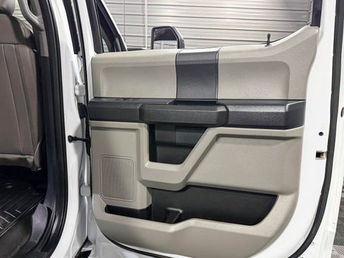 Used 2022 Ford F250 XL w/ Power Equipment Group image 34