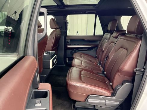 Used 2022 Ford Expedition Max Limited AWD/4WD image 24