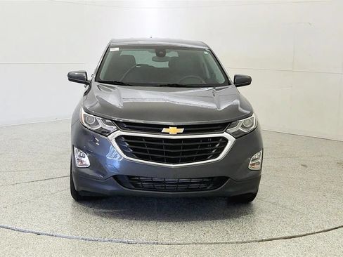 Used 2021 Chevrolet Equinox LT FWD image 2