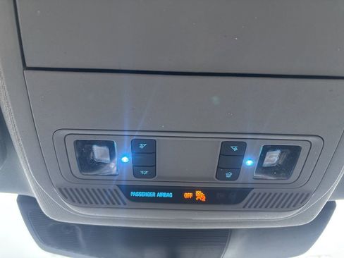 Used 2023 Ford Explorer XLT w/ Equipment Group 202A image 32