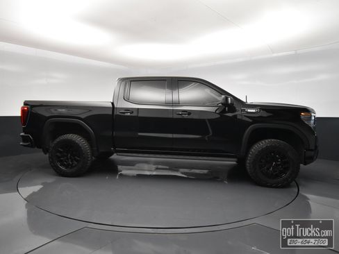 Used 2023 GMC Sierra 1500 AT4 w/ Technology Package AWD/4WD image 50
