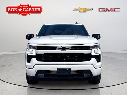 Used 2025 Chevrolet Silverado 1500 RST RWD image 2