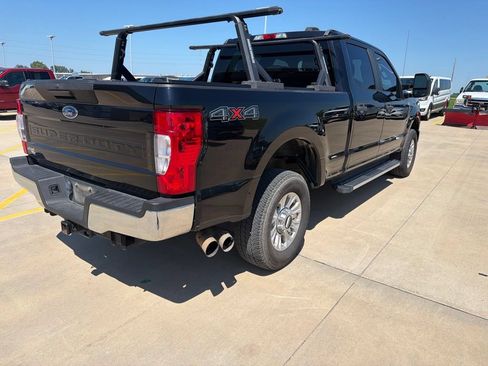 Used 2021 Ford F250 XL w/ STX Appearance Package AWD/4WD image 3