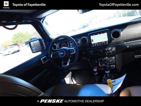 Used 2023 Jeep Gladiator Rubicon w/ LED Lighting Group image 6