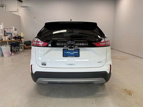 Used 2024 Ford Edge SEL w/ Convenience Package AWD/4WD image 6