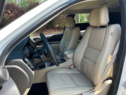 Used 2019 Dodge Durango GT RWD image 33