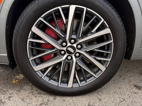 Used 2023 Cadillac XT6 Sport image 33