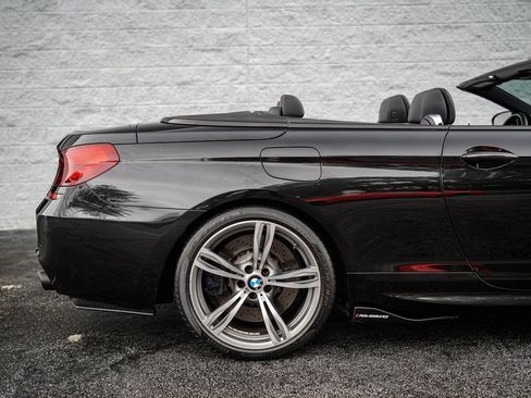 Used 2018 BMW M6 Convertible w/ Executive Package image 16