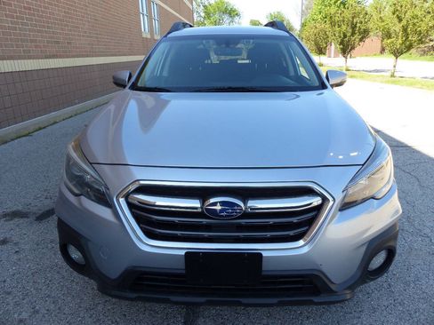 Used 2018 Subaru Outback 2.5i Premium AWD/4WD image 11