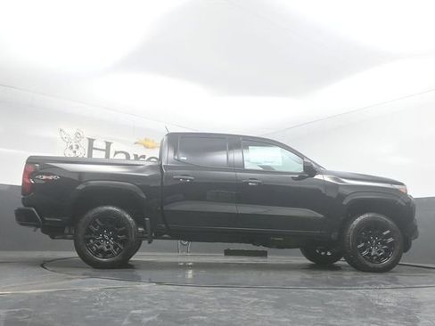 New 2026 Chevrolet Colorado W/T w/ WT Custom Package AWD/4WD image 31