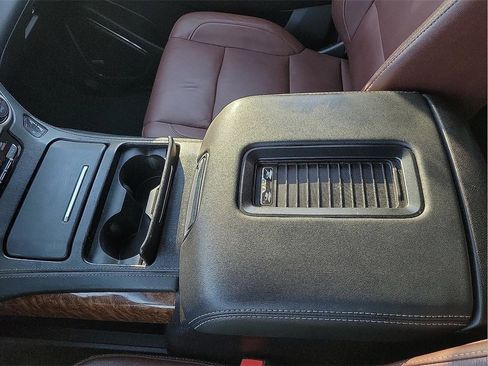 Used 2019 Chevrolet Tahoe Premier w/ Premier Plus Edition image 20