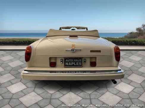 Used 1990 Rolls-Royce Corniche III RWD image 14