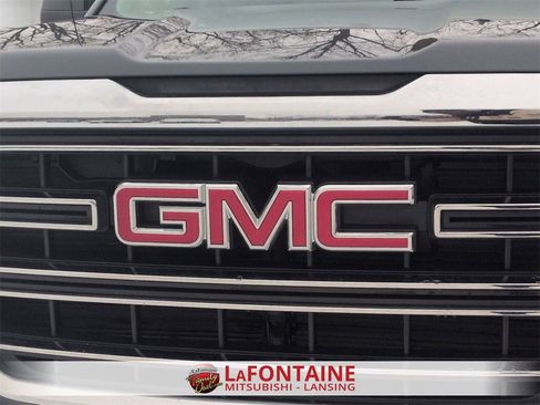Used 2018 GMC Sierra 1500 SLE w/ SLE Value Package image 8