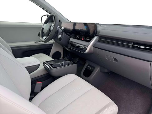 New 2026 Hyundai Ioniq 5 Limited image 15