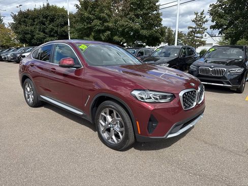 Certified 2023 BMW X4 xDrive30i w/ Premium Package image 6
