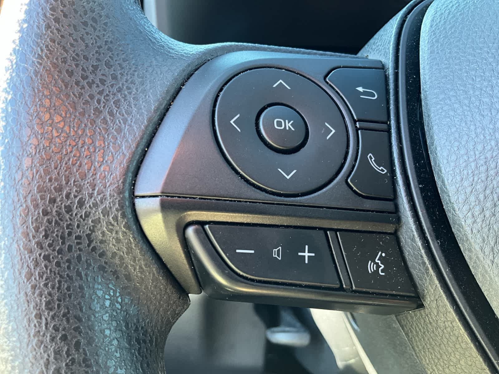 Used 2024 Toyota RAV4 LE AWD/4WD image 19