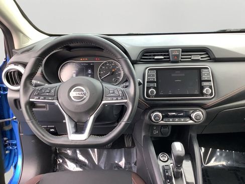 Used 2020 Nissan Versa SR image 17