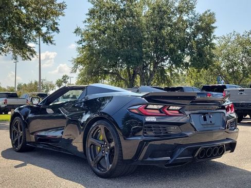 Used 2023 Chevrolet Corvette Z06 RWD image 18