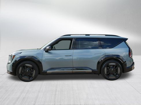 Certified 2024 Kia EV9 GT-Line AWD/4WD image 4