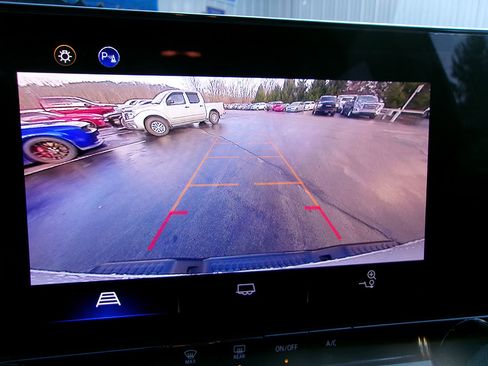 Used 2024 Chevrolet Colorado W/T w/ WT Convenience Package II image 13