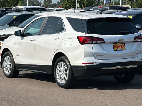 Used 2022 Chevrolet Equinox LT AWD/4WD image 6