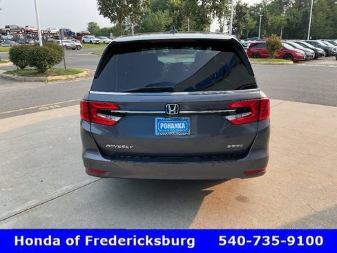 Certified 2021 Honda Odyssey Touring image 5