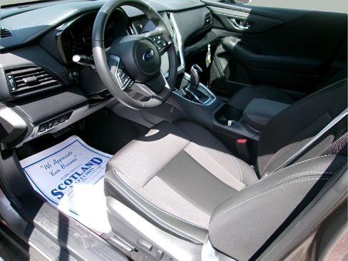 Used 2024 Subaru Outback Premium image 12