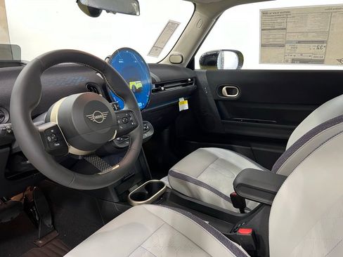 Certified 2025 MINI Cooper 2-Door Hardtop image 11