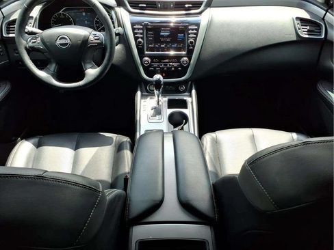 Used 2024 Nissan Murano SL FWD image 9