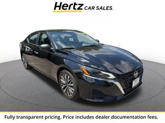 Used 2025 Nissan Altima 2.5 SV FWD video 1
